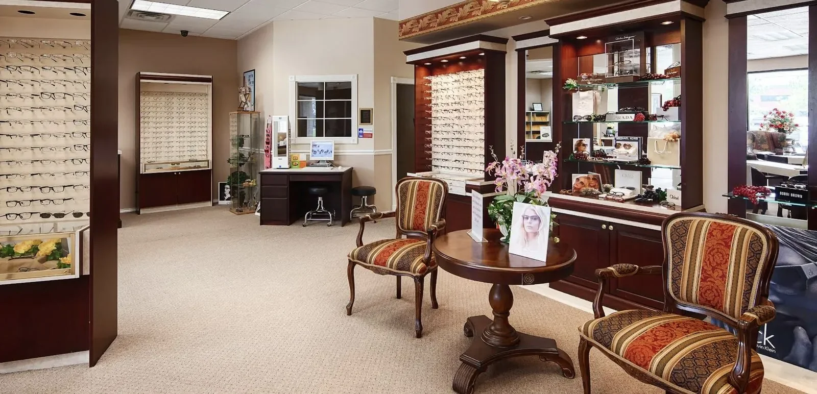 Inside the Eye Trends practice in Clear Lake, where a specialty contact-lens fitting is done in person